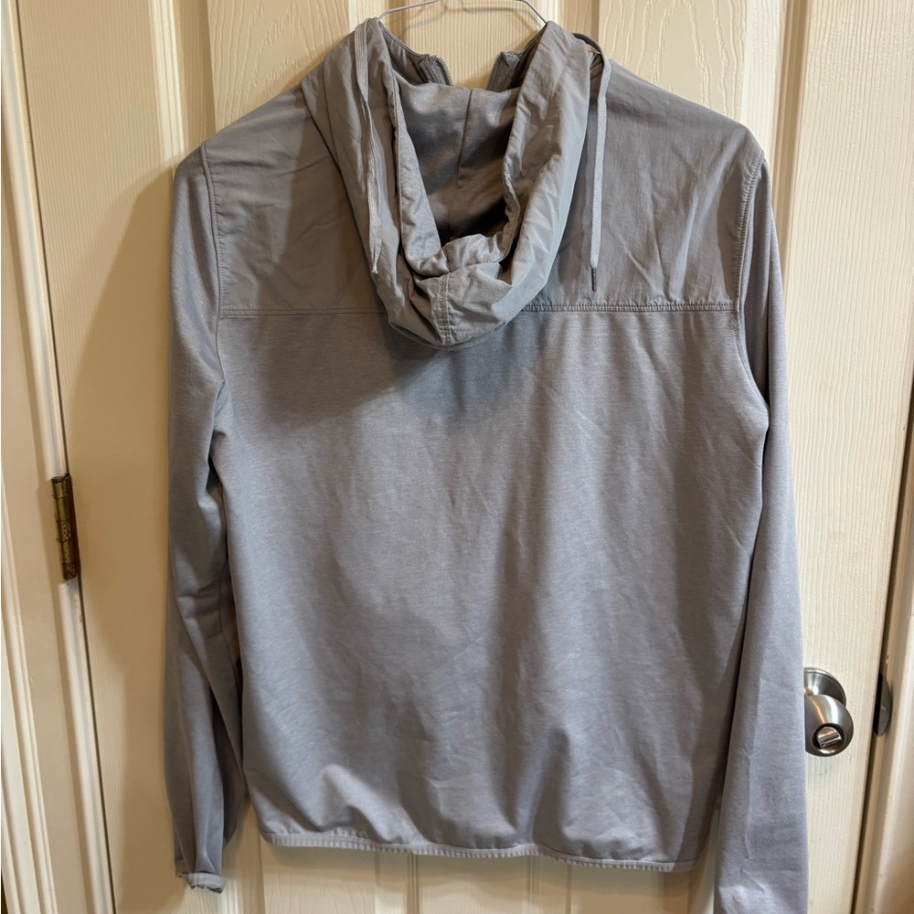 Vuori Men's Light Gray Hooded Jacket - Picture 2 of 3